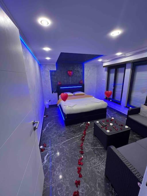 Appart Hotel Avec Sauna, Jacuzzi, Straatsburg Buitenkant foto